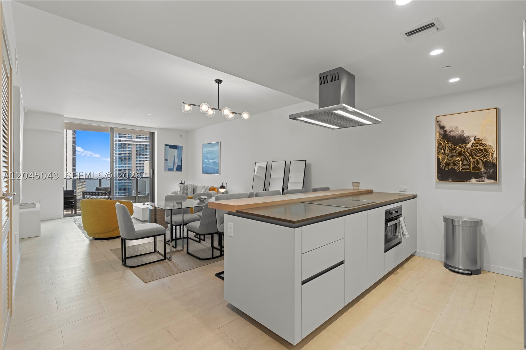 1000 E Brickell Plz #3803, Miami FL 33131