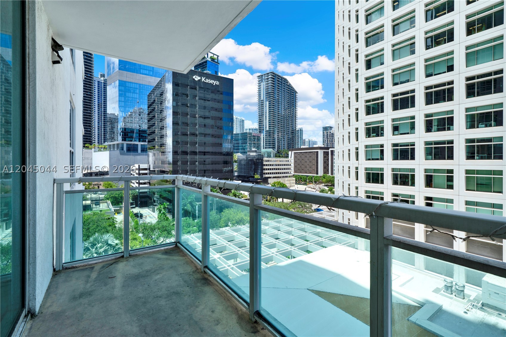 950 Brickell Bay Dr #802, Miami FL 33131