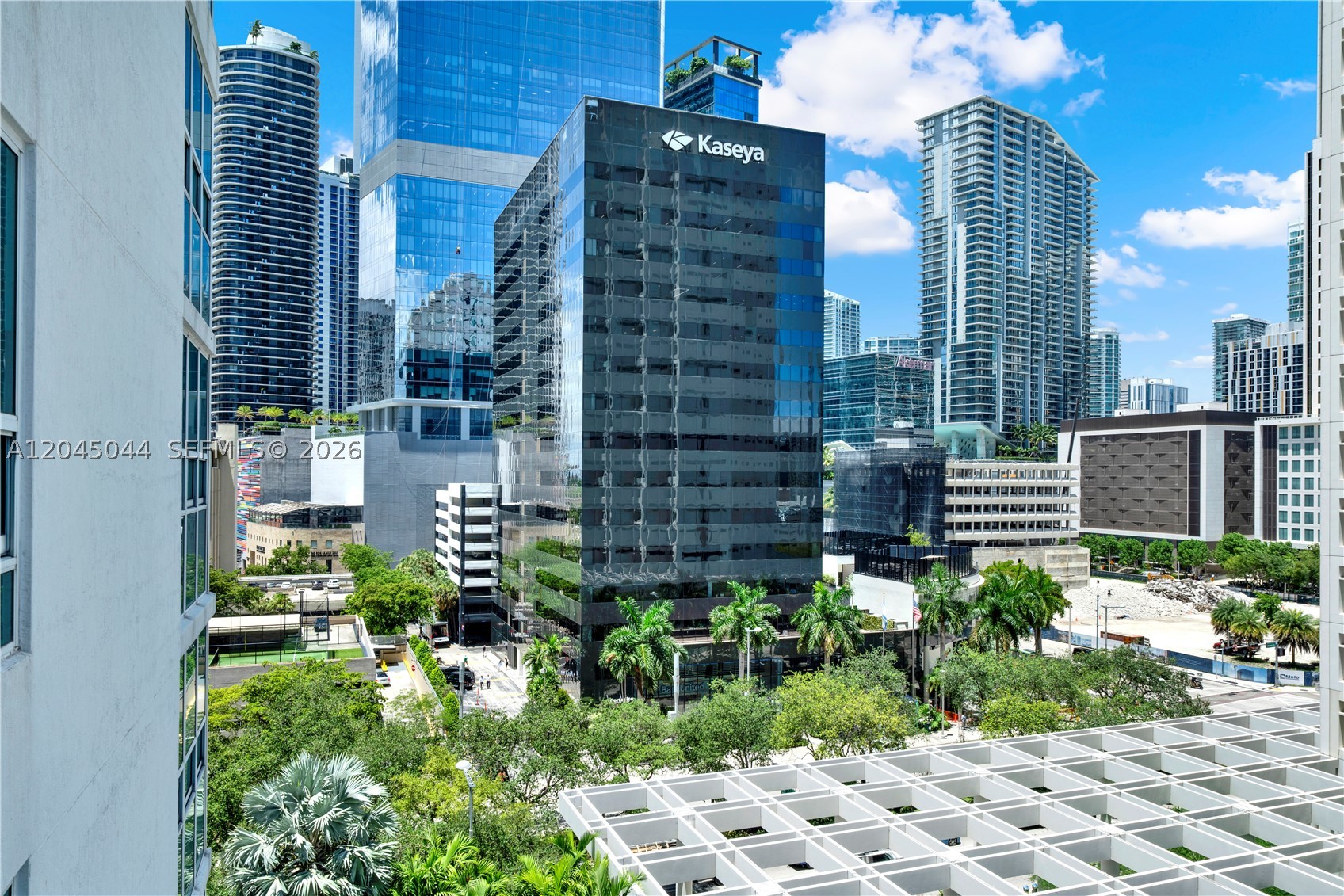 950 Brickell Bay Dr #802, Miami FL 33131