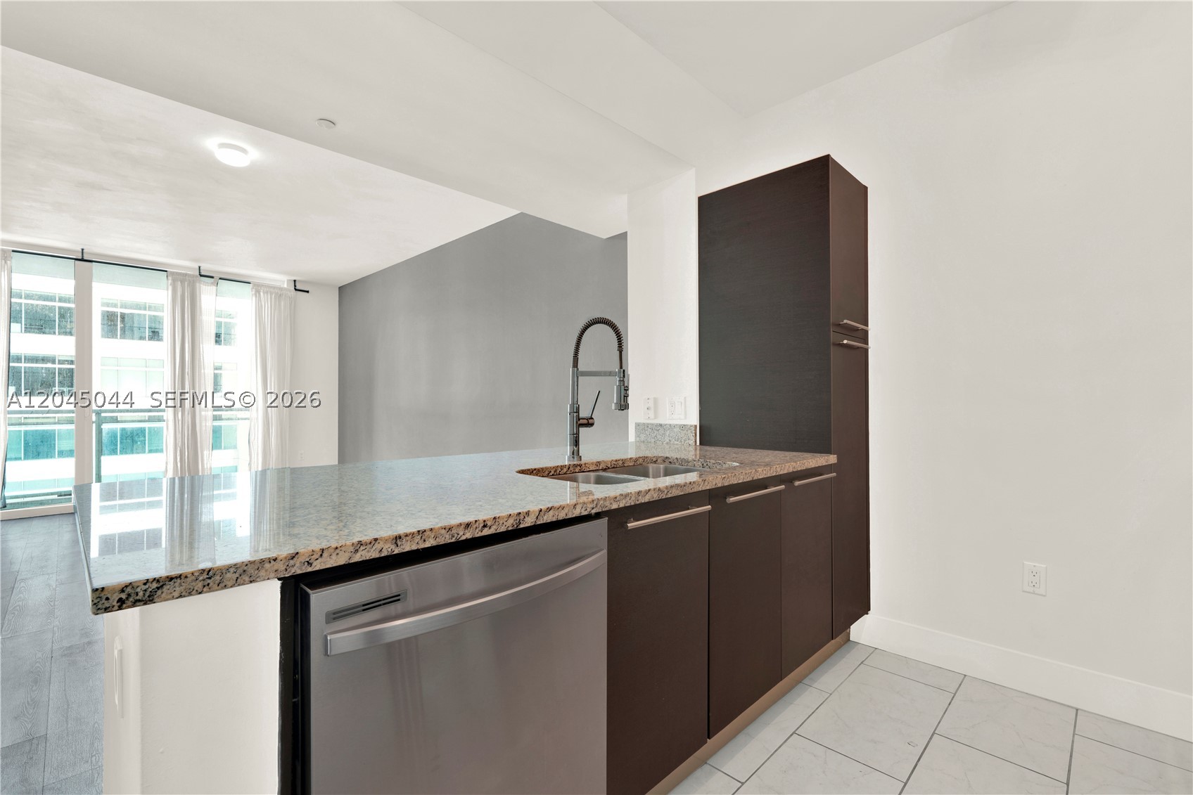 950 Brickell Bay Dr #802, Miami FL 33131