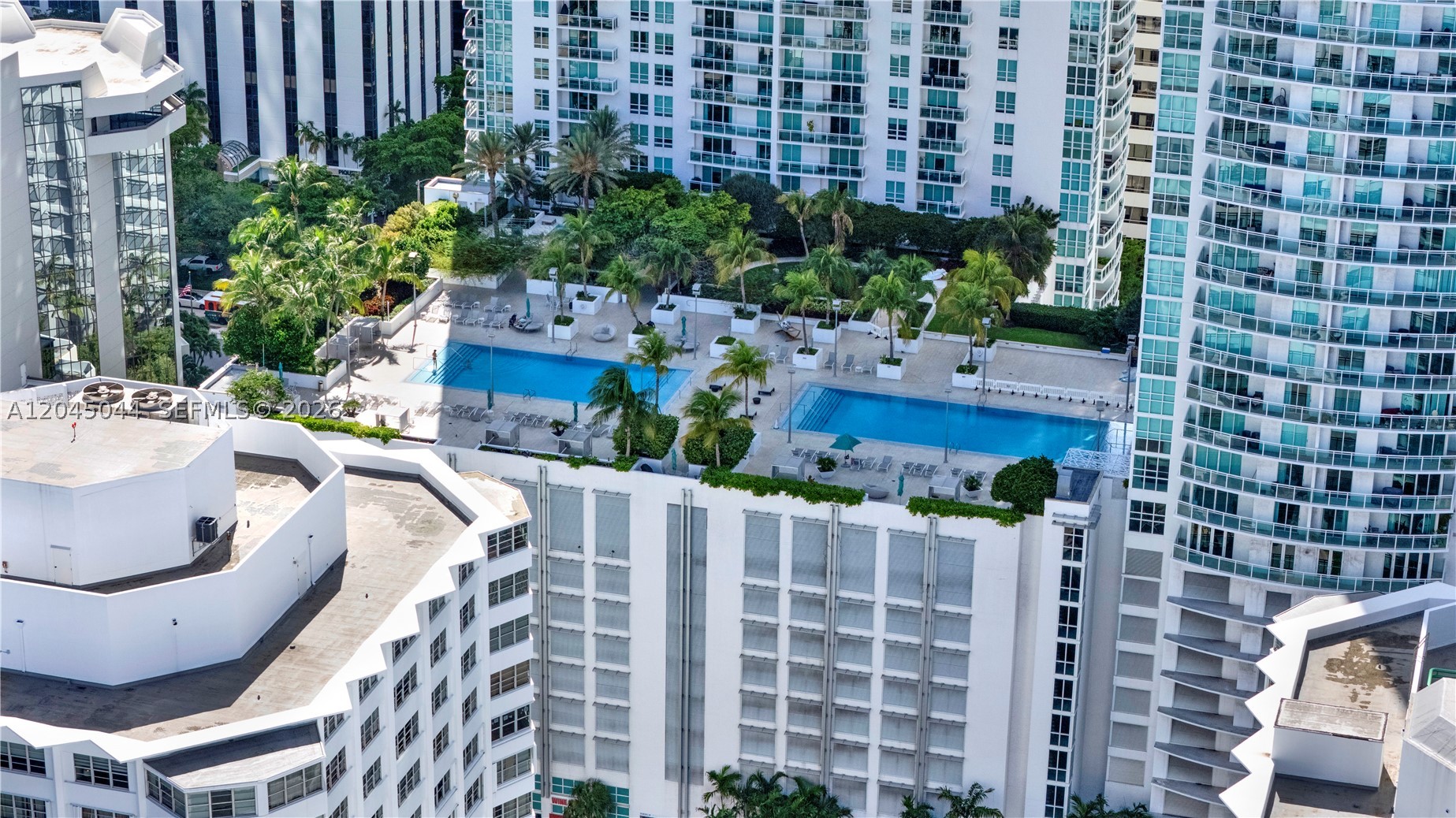 950 Brickell Bay Dr #802, Miami FL 33131