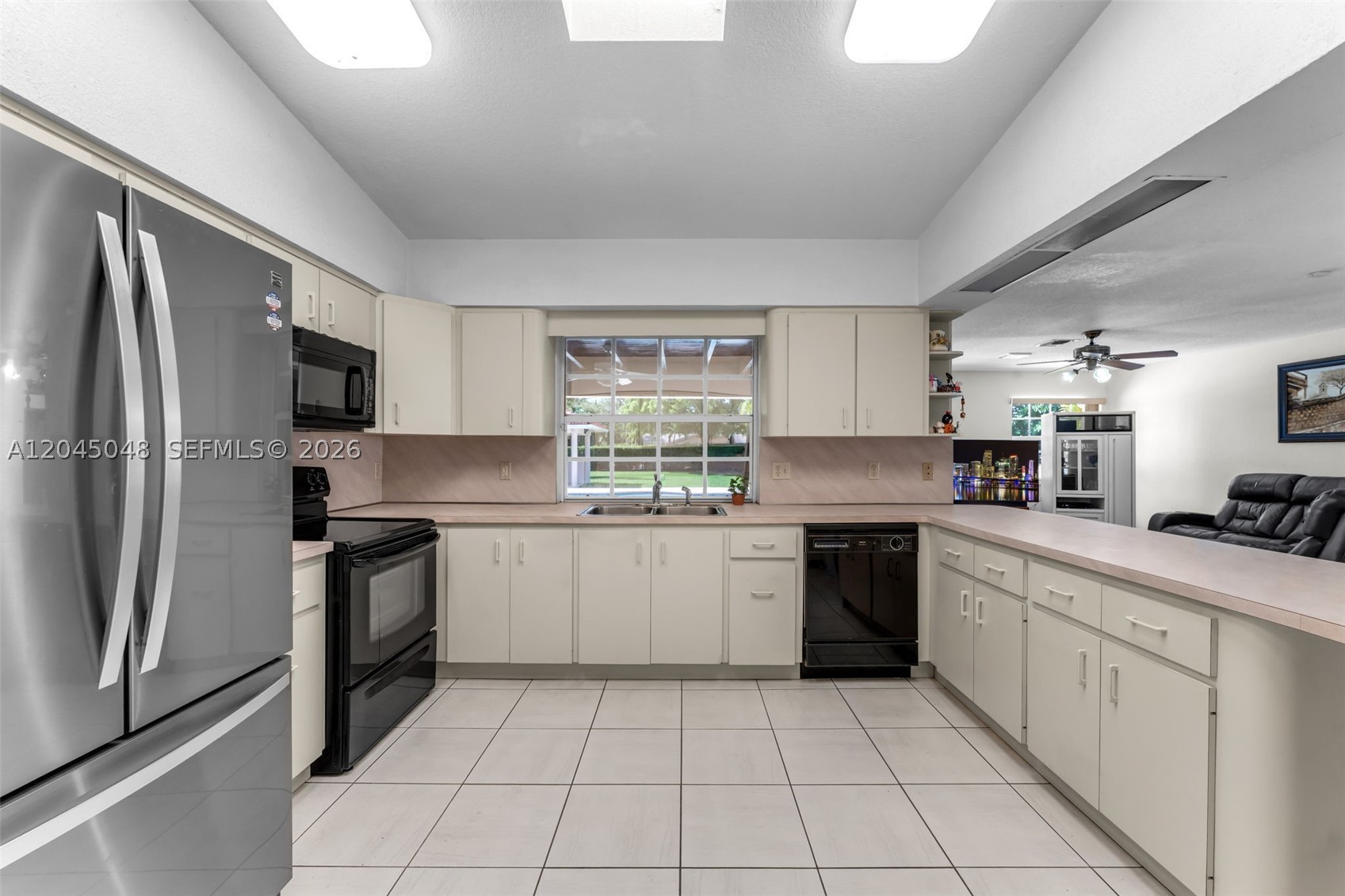 9900 SW 62nd St, Miami FL 33173