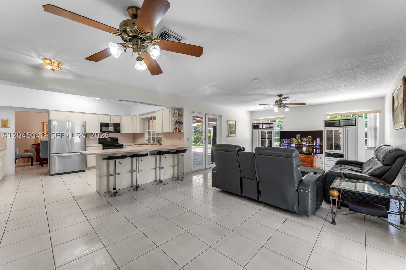 9900 SW 62nd St, Miami FL 33173