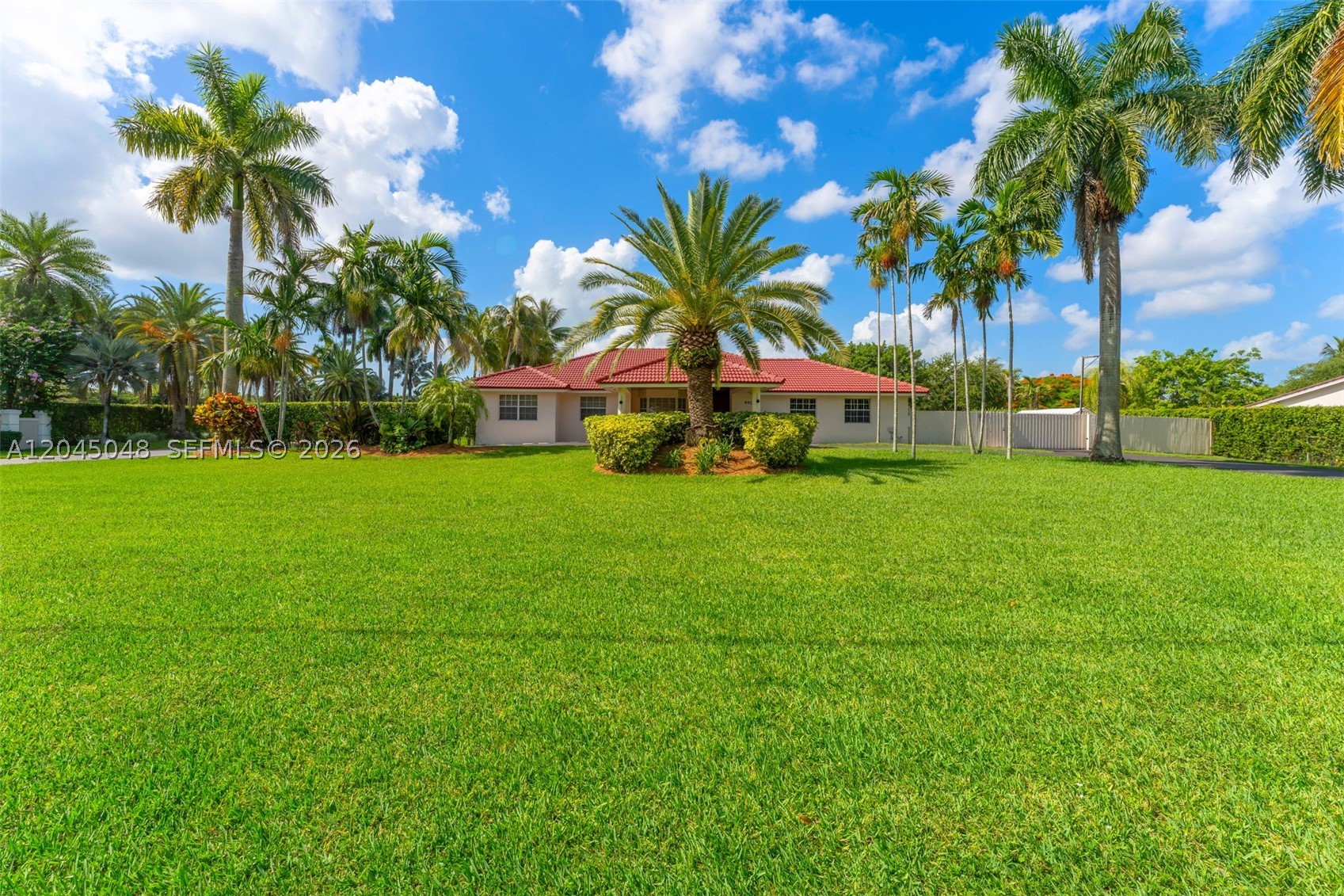 9900 SW 62nd St, Miami FL 33173