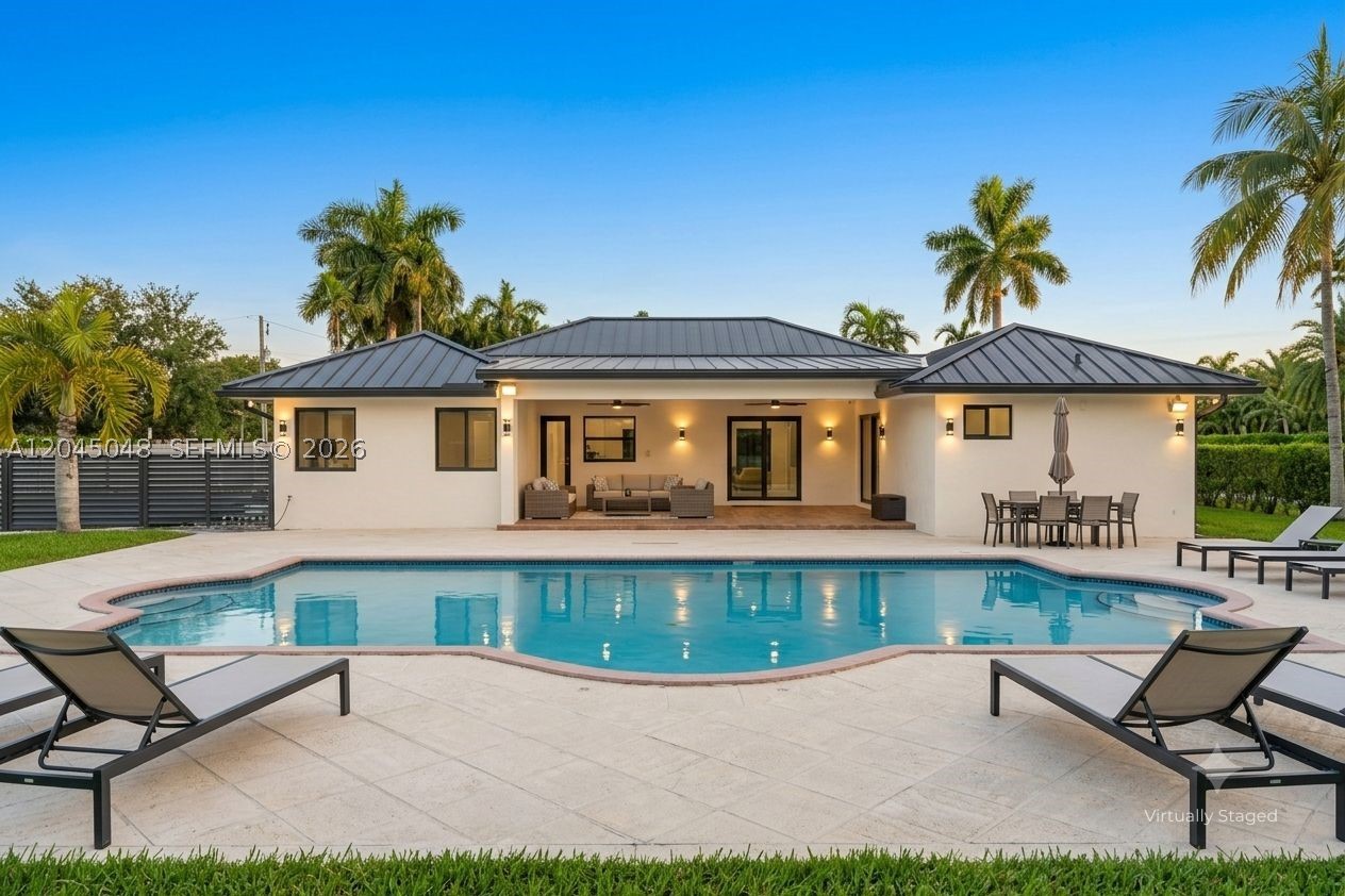 9900 SW 62nd St, Miami FL 33173