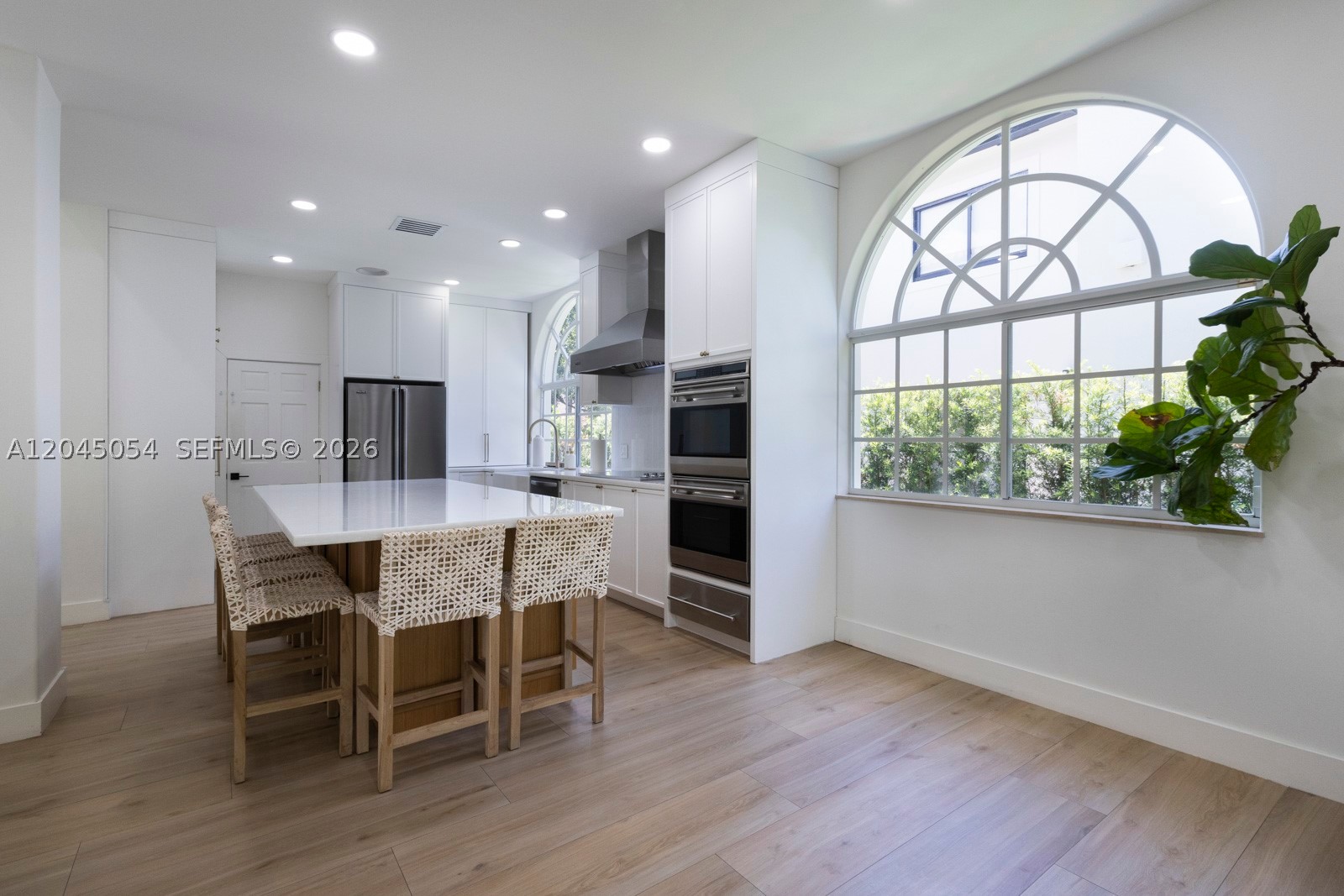 3908 Anderson Rd, Coral Gables FL 33134