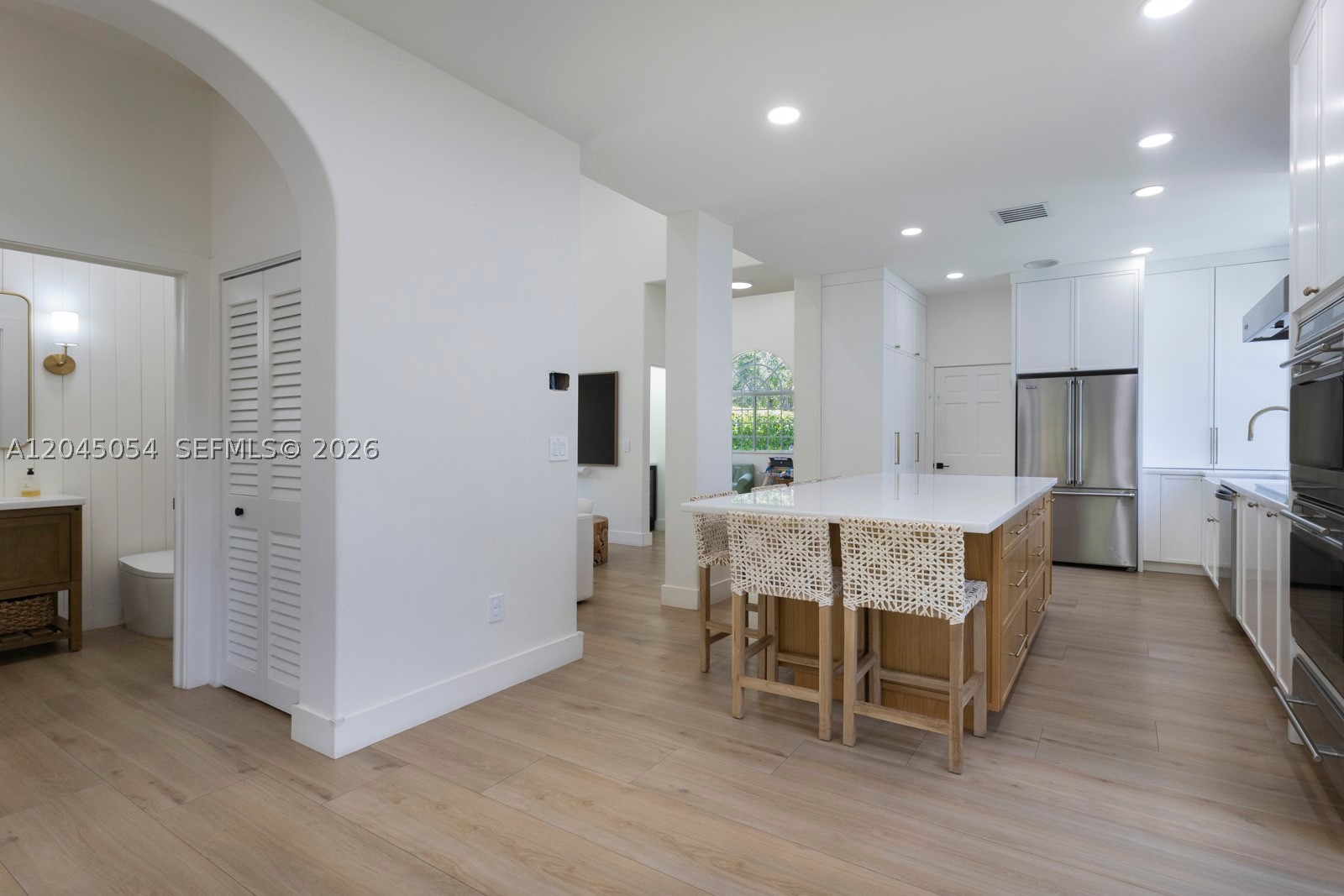 3908 Anderson Rd, Coral Gables FL 33134