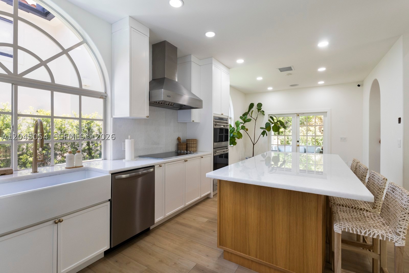 3908 Anderson Rd, Coral Gables FL 33134
