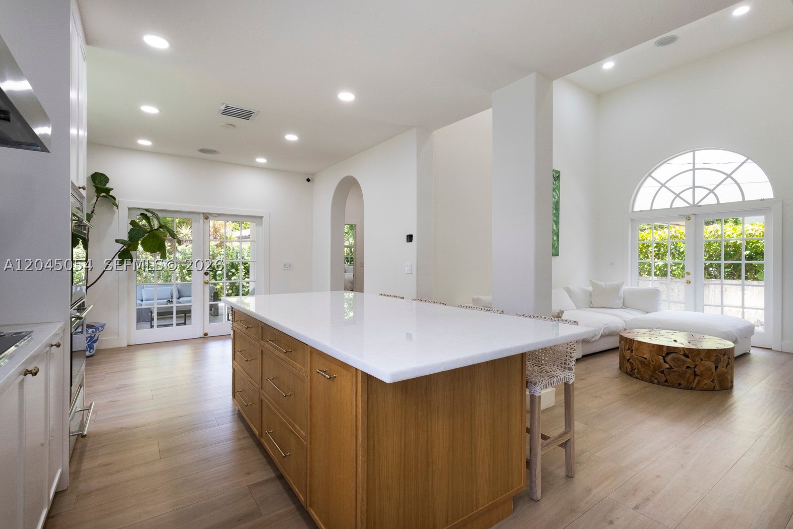 3908 Anderson Rd, Coral Gables FL 33134
