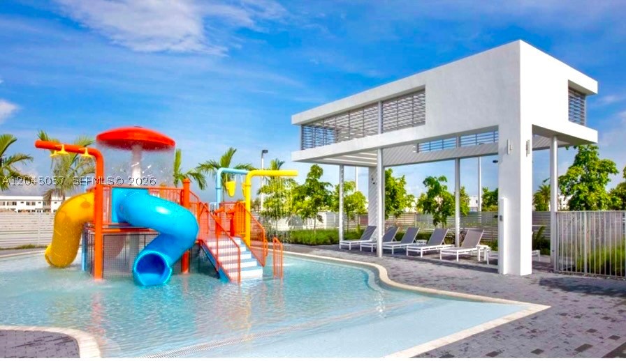10295 NW 64th Ter #104, Doral FL 33178