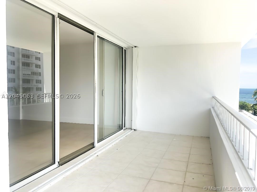 199 Ocean Lane Dr #505, Key Biscayne FL 33149
