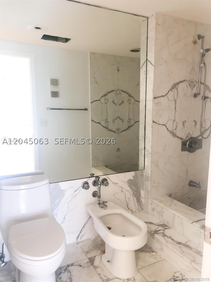 199 Ocean Lane Dr #505, Key Biscayne FL 33149