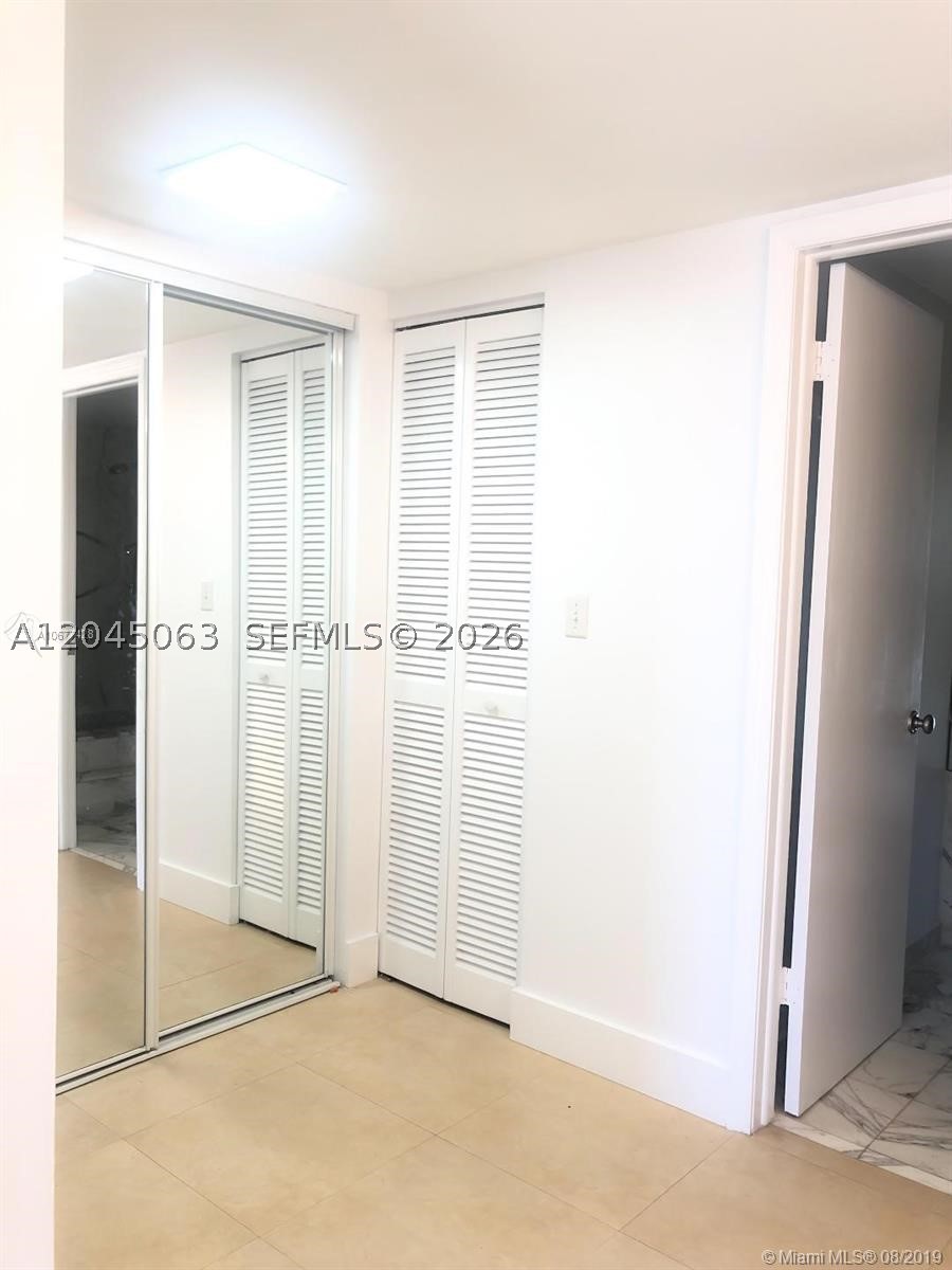 199 Ocean Lane Dr #505, Key Biscayne FL 33149