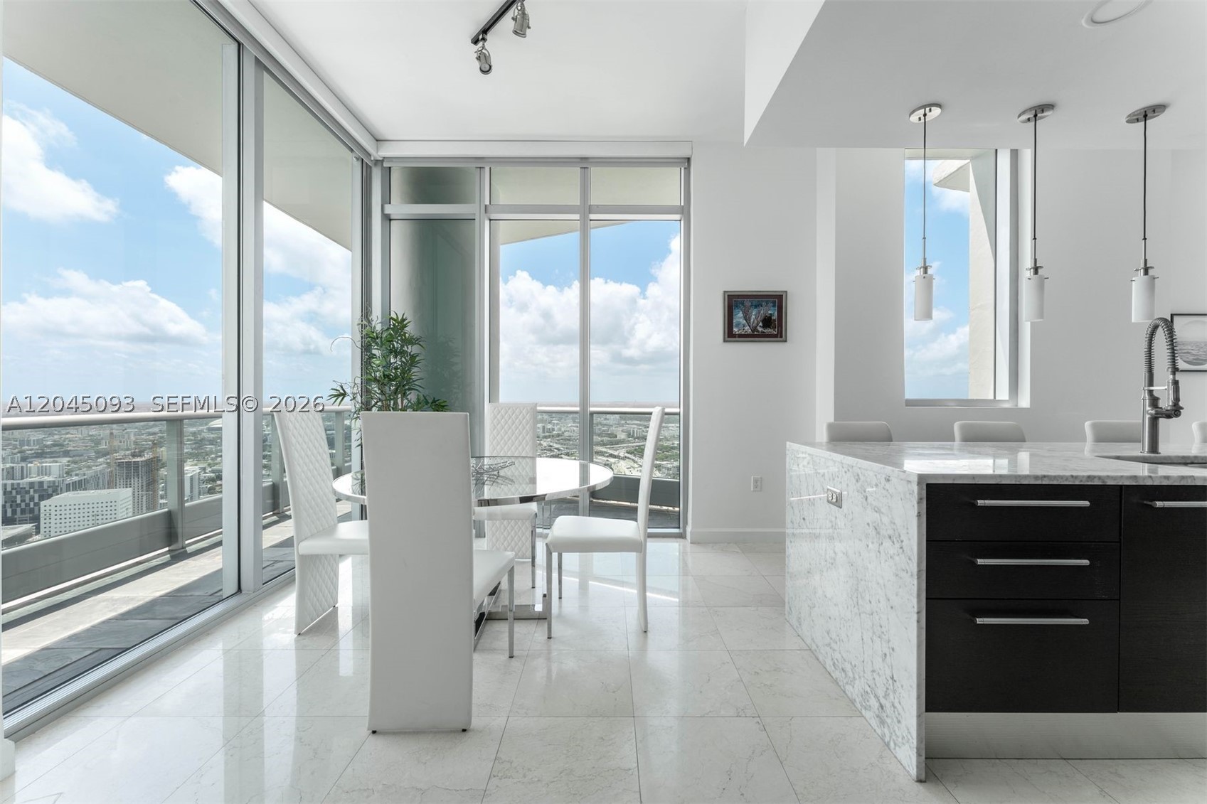 900 Biscayne Blvd #5812, Miami FL 33132