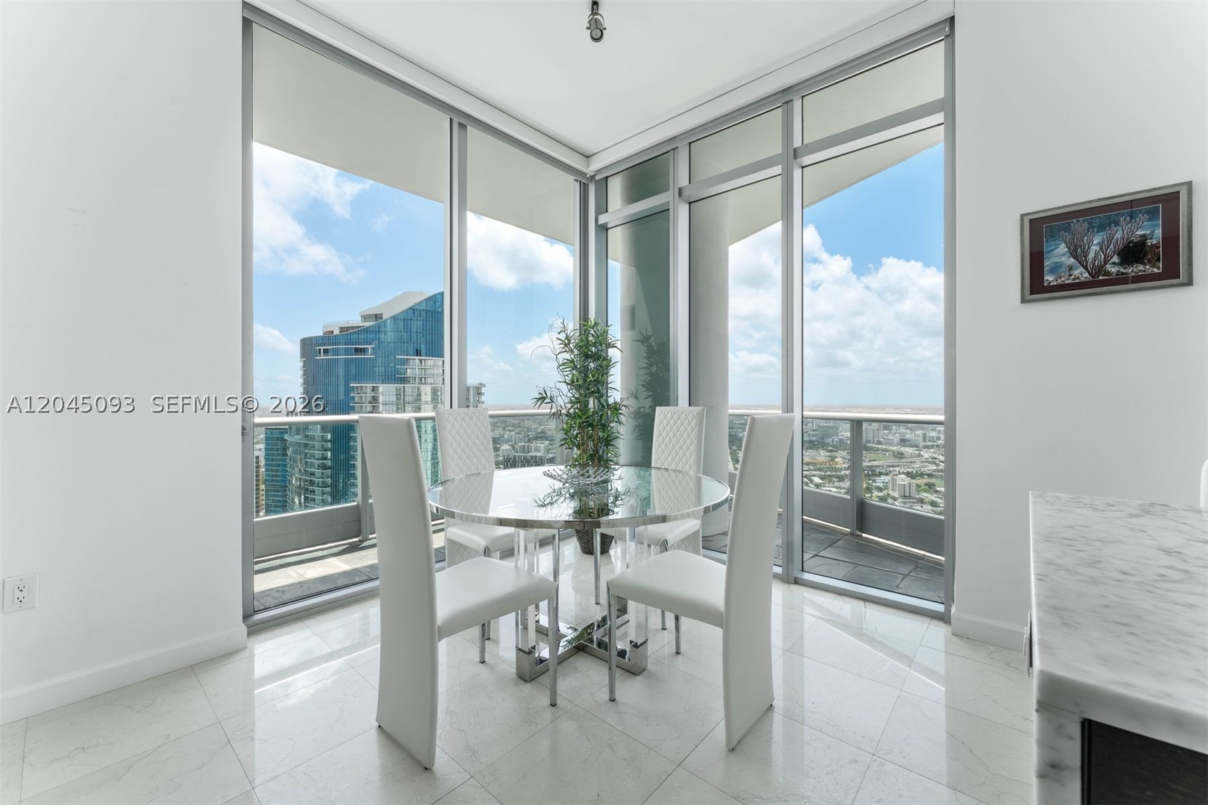 900 Biscayne Blvd #5812, Miami FL 33132