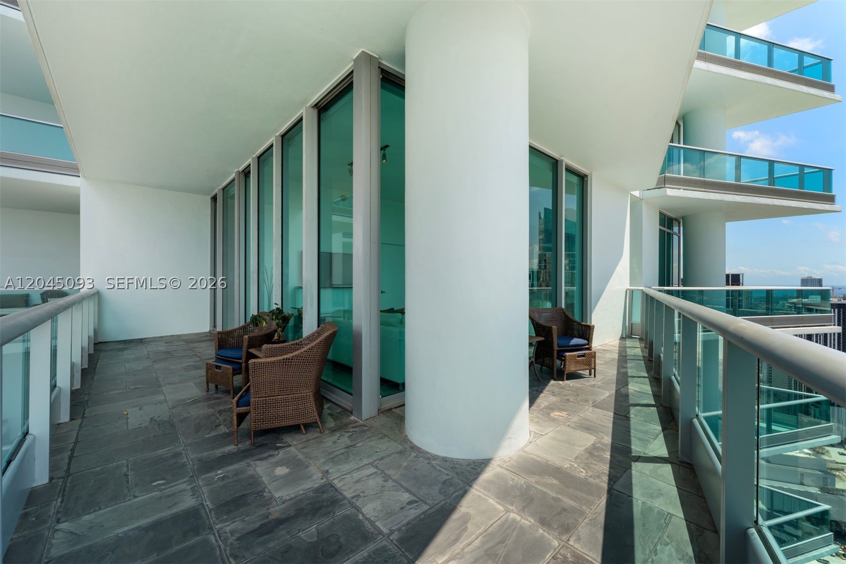 900 Biscayne Blvd #5812, Miami FL 33132