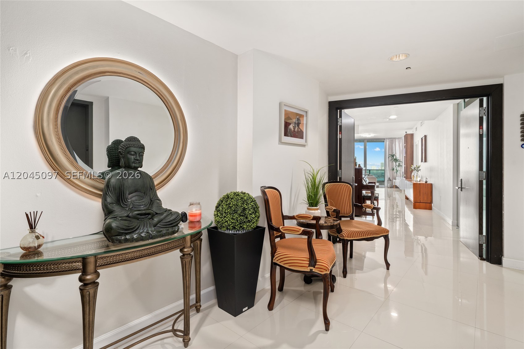 900 Biscayne Blvd #2506, Miami FL 33132