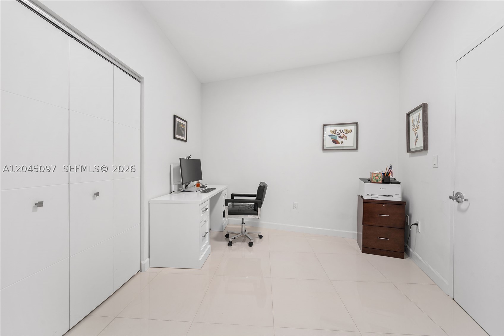 900 Biscayne Blvd #2506, Miami FL 33132