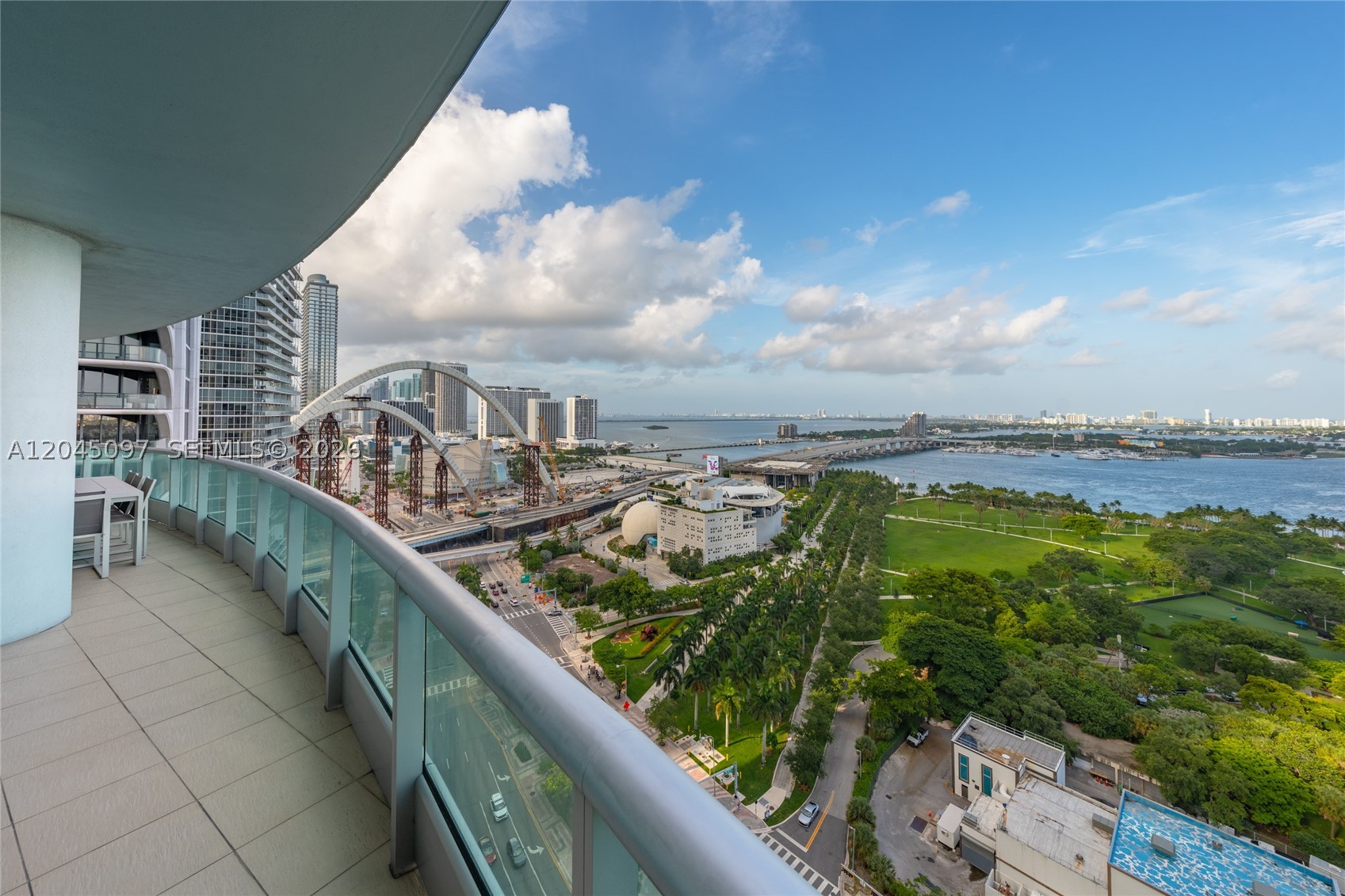 900 Biscayne Blvd #2506, Miami FL 33132
