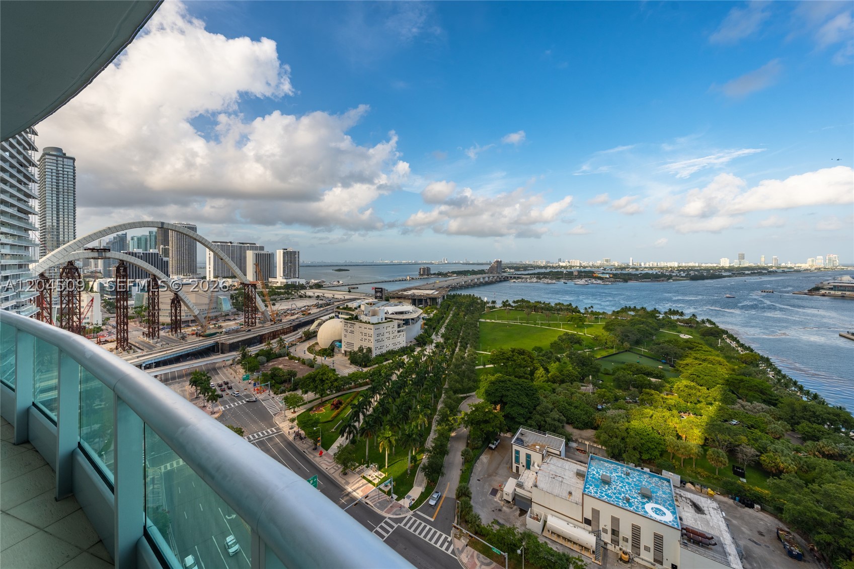 900 Biscayne Blvd #2506, Miami FL 33132