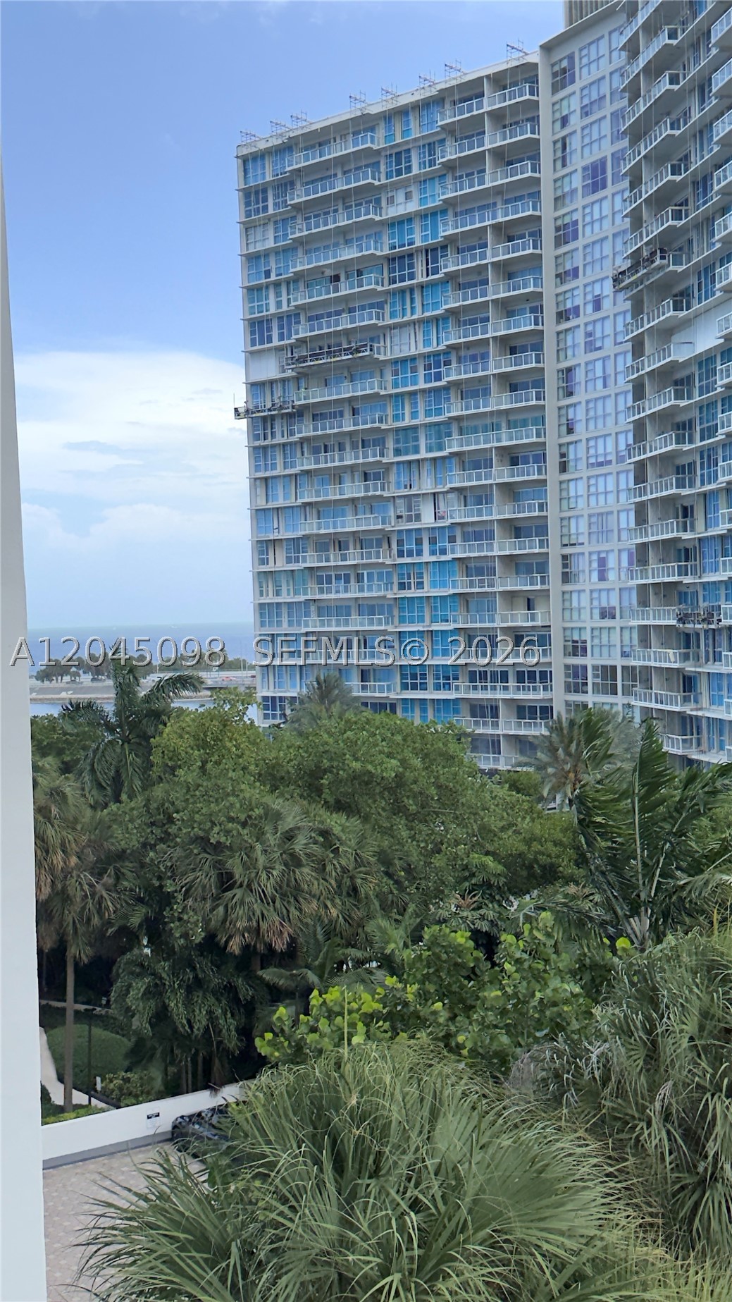 2333 Brickell Ave #614, Miami FL 33129