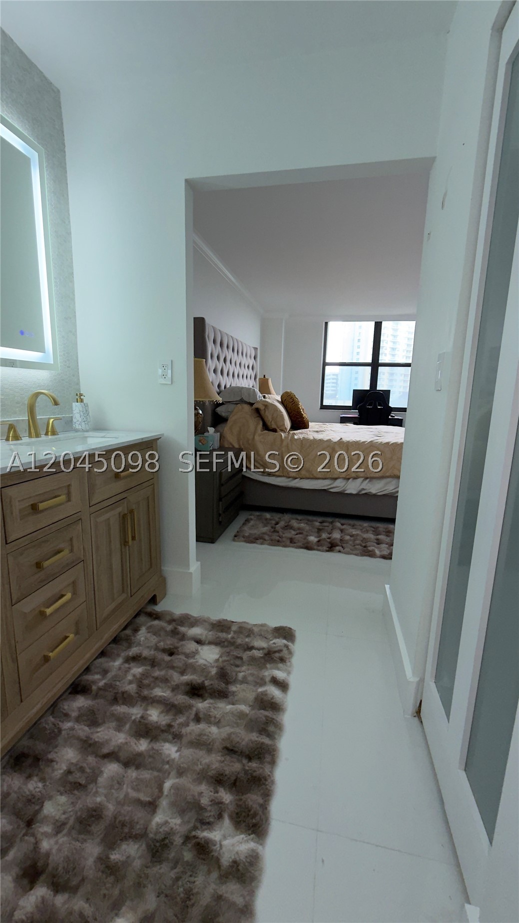 2333 Brickell Ave #614, Miami FL 33129