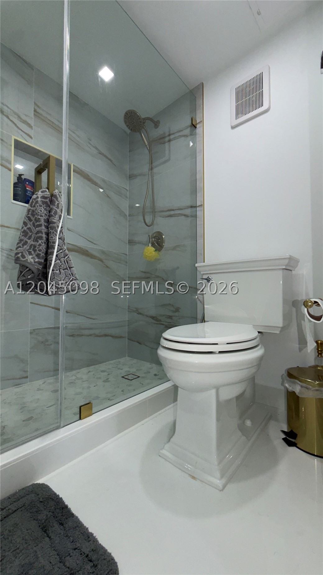 2333 Brickell Ave #614, Miami FL 33129