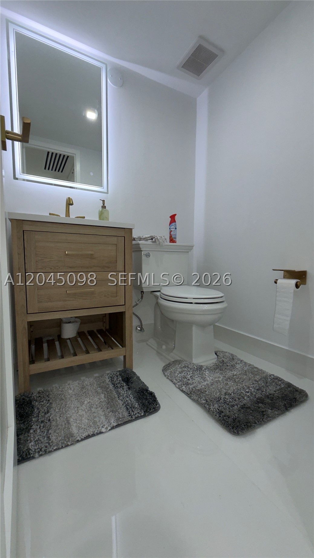 2333 Brickell Ave #614, Miami FL 33129