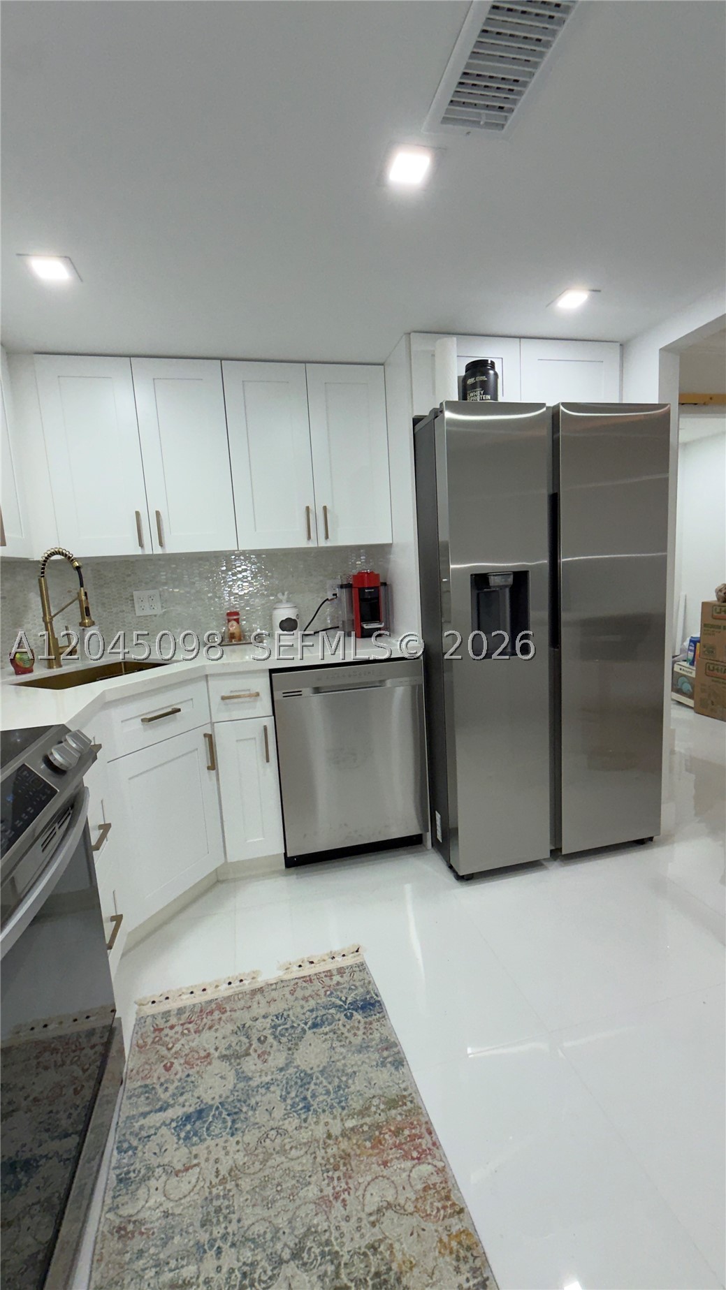 2333 Brickell Ave #614, Miami FL 33129