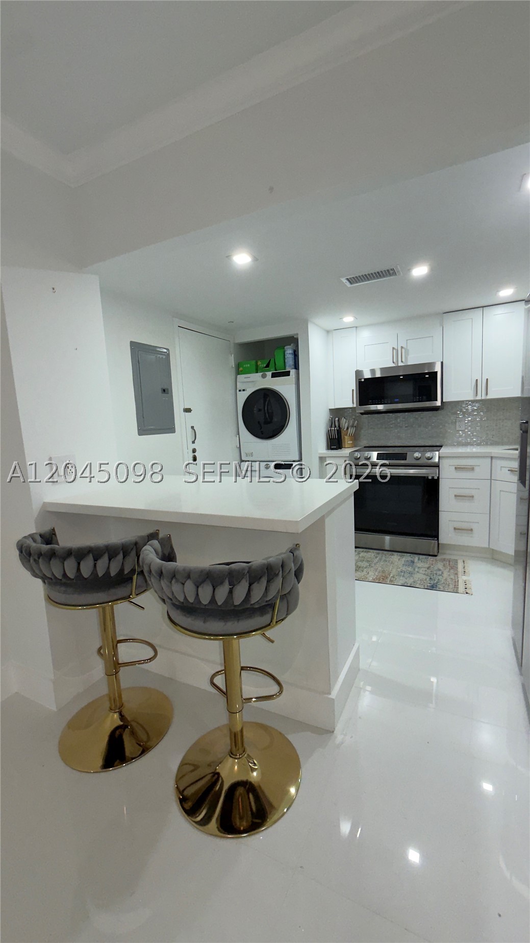 2333 Brickell Ave #614, Miami FL 33129