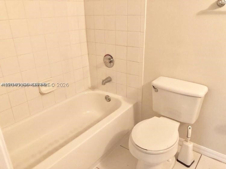 2493 Centergate Dr #204, Miramar FL 33025
