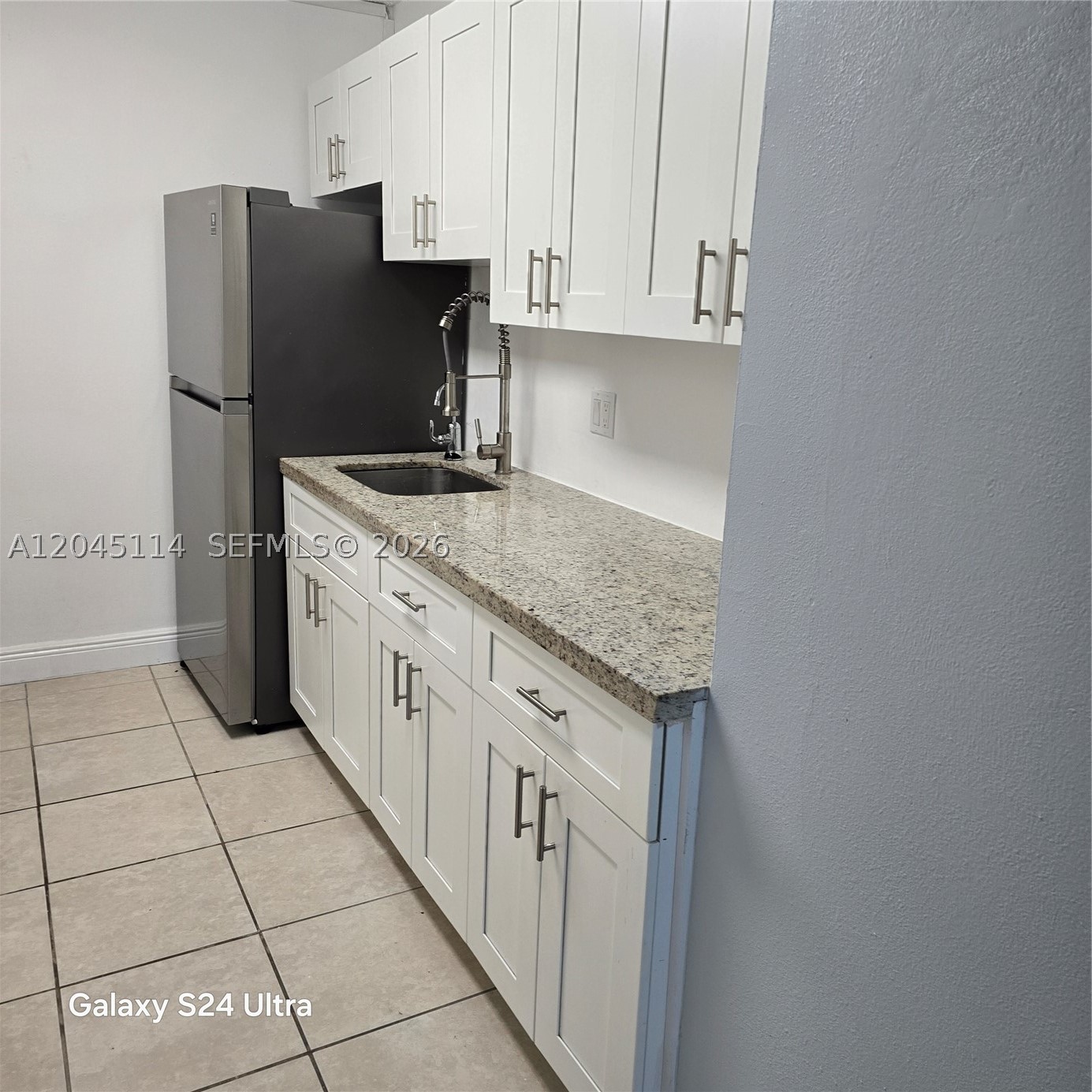 8200 SW 210th St #111, Cutler Bay FL 33189