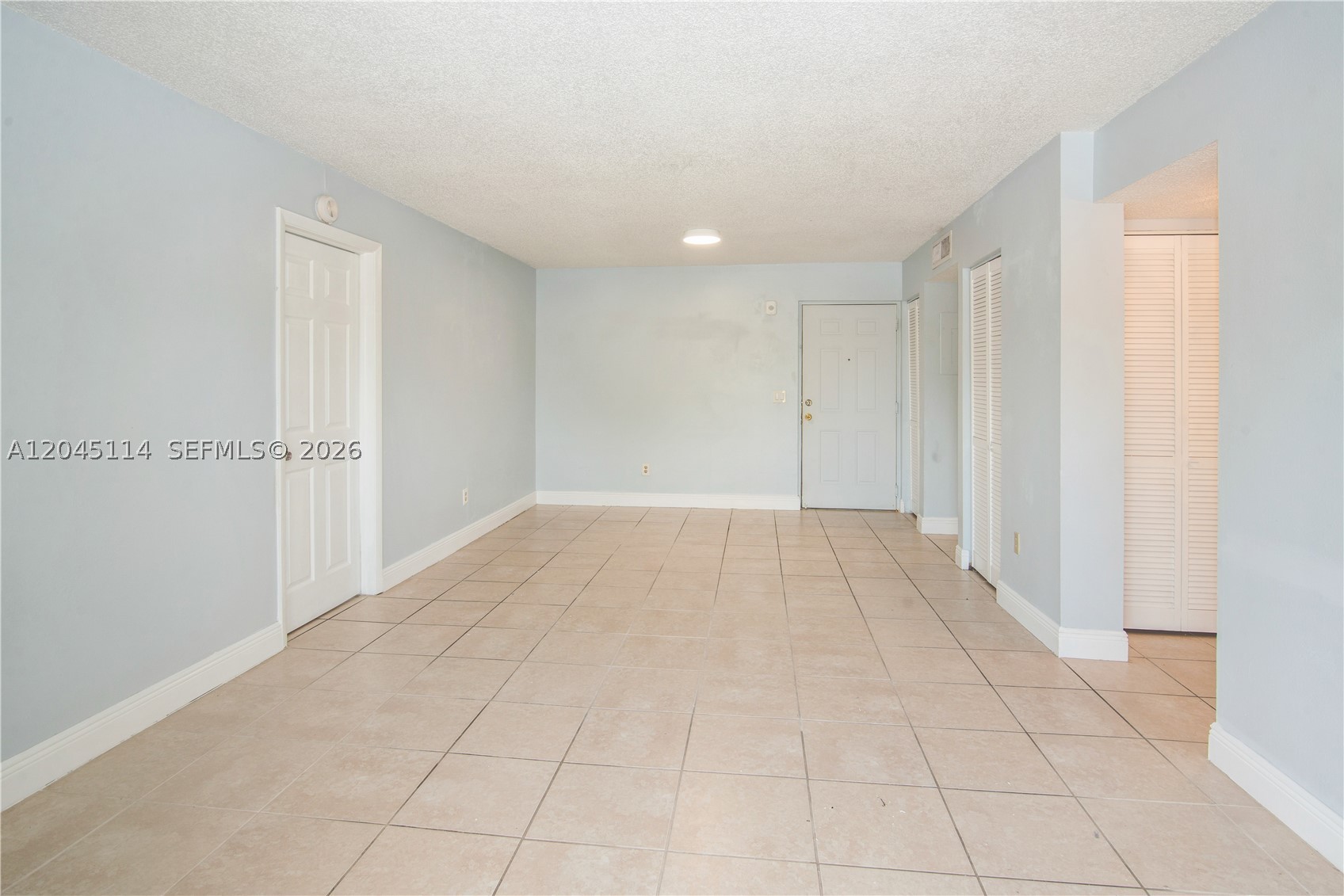 8200 SW 210th St #111, Cutler Bay FL 33189