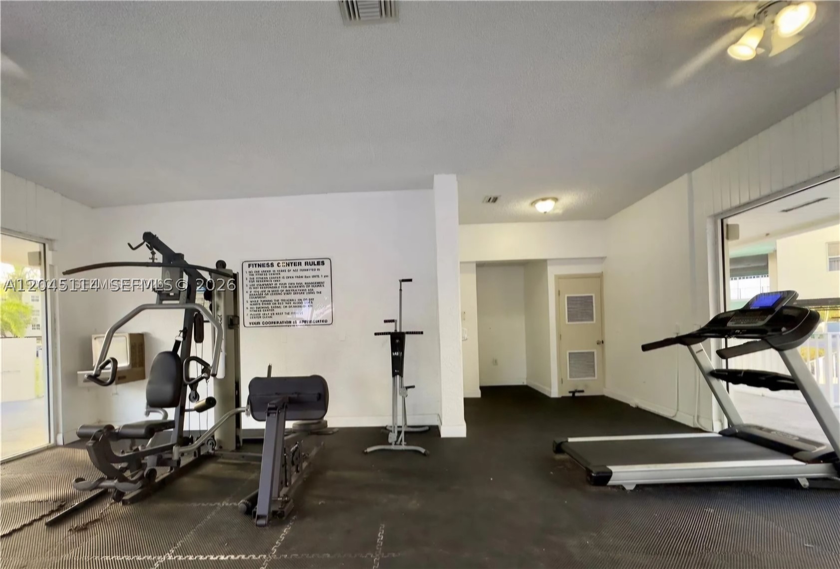 8200 SW 210th St #111, Cutler Bay FL 33189