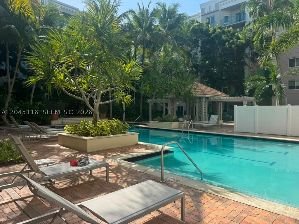 6001 SW 70th St #355, South Miami FL 33143
