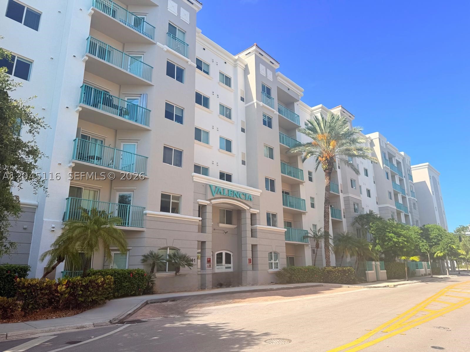 6001 SW 70th St #355, South Miami FL 33143