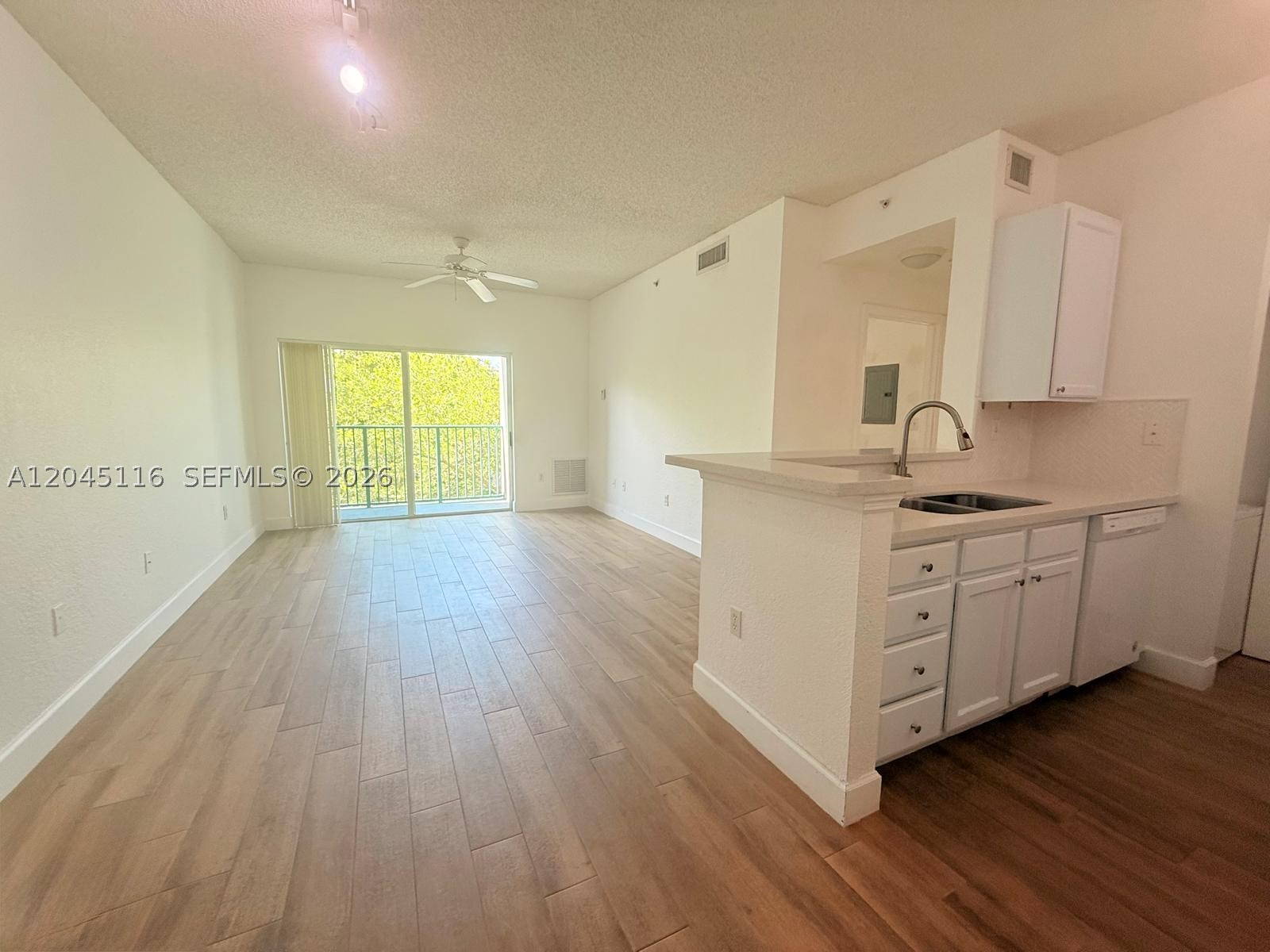 6001 SW 70th St #355, South Miami FL 33143
