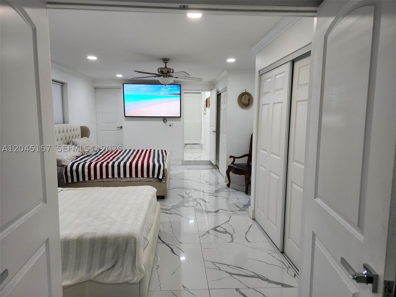 8240 SW 38th St, Miami FL 33155