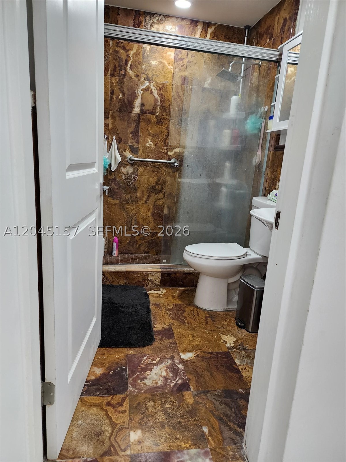 8240 SW 38th St, Miami FL 33155