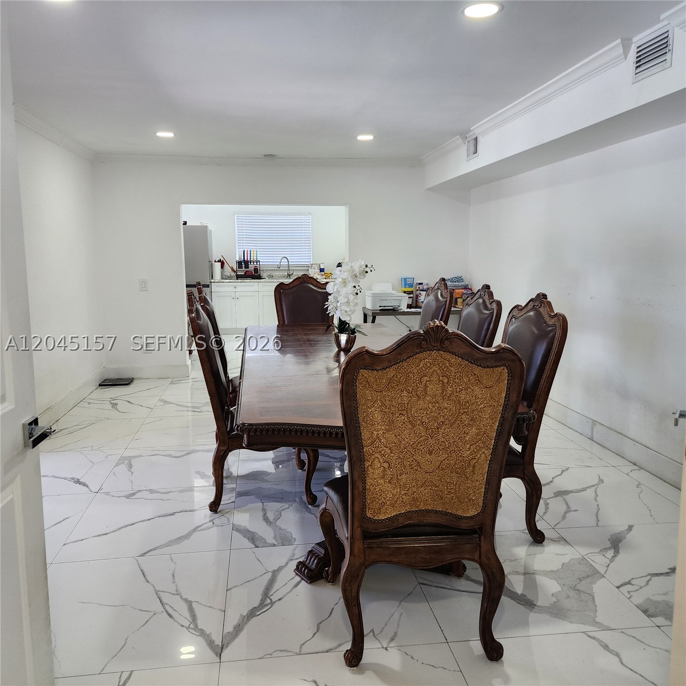 8240 SW 38th St, Miami FL 33155