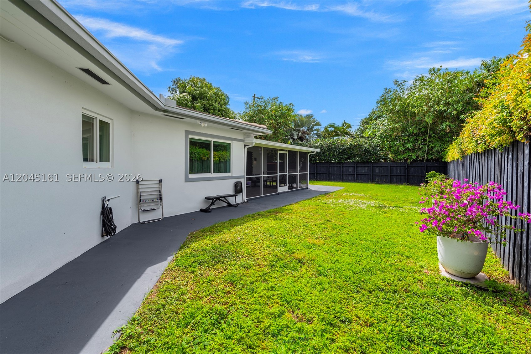 1724 71st St, Miami Beach FL 33141
