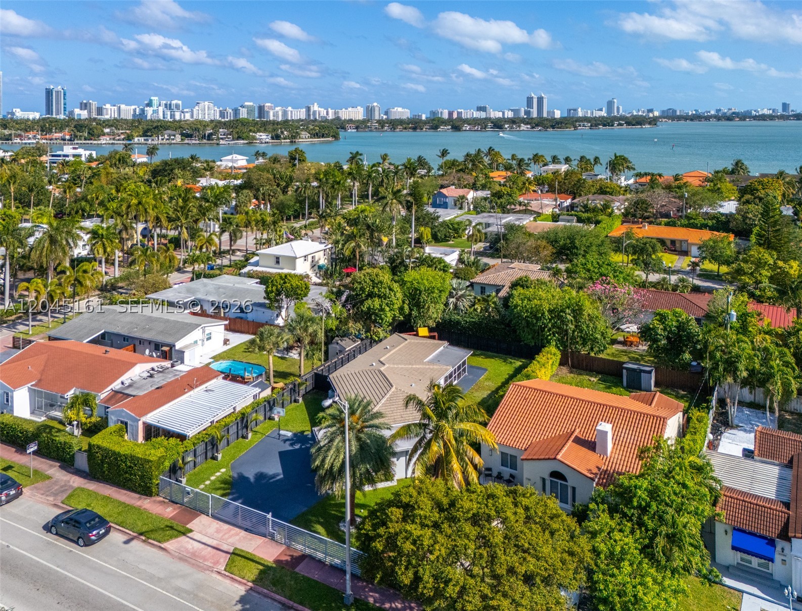 1724 71st St, Miami Beach FL 33141