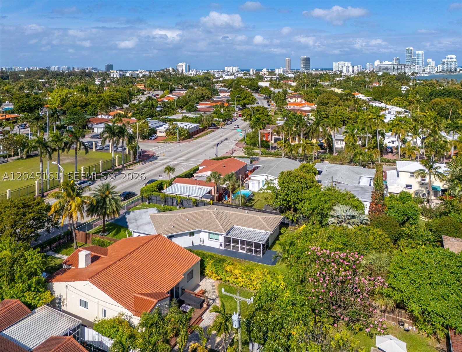 1724 71st St, Miami Beach FL 33141