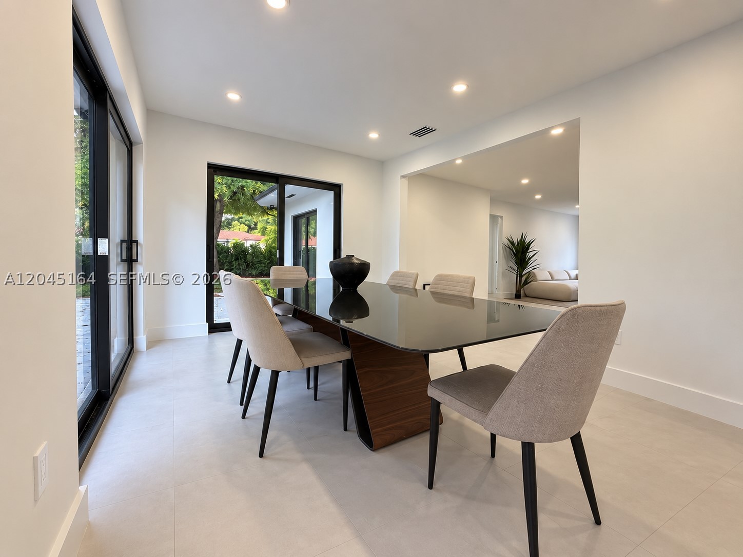 2 NE 91st St, Miami Shores FL 33138
