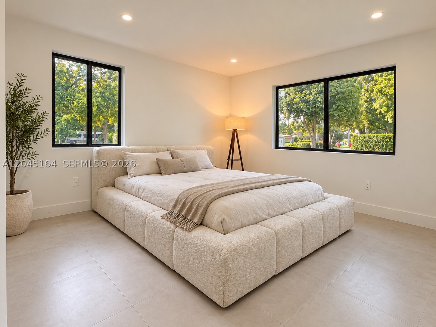 2 NE 91st St, Miami Shores FL 33138