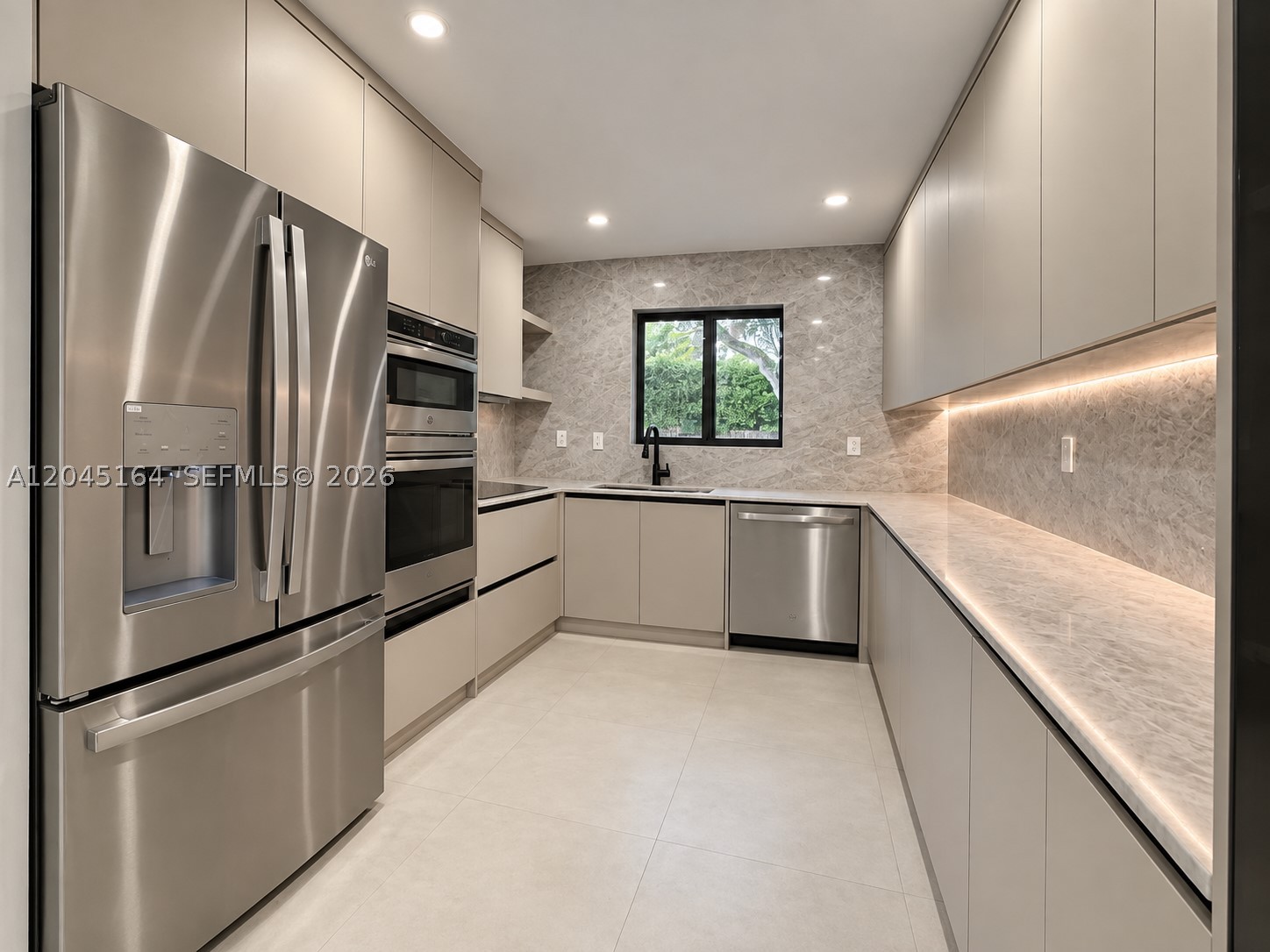 2 NE 91st St, Miami Shores FL 33138