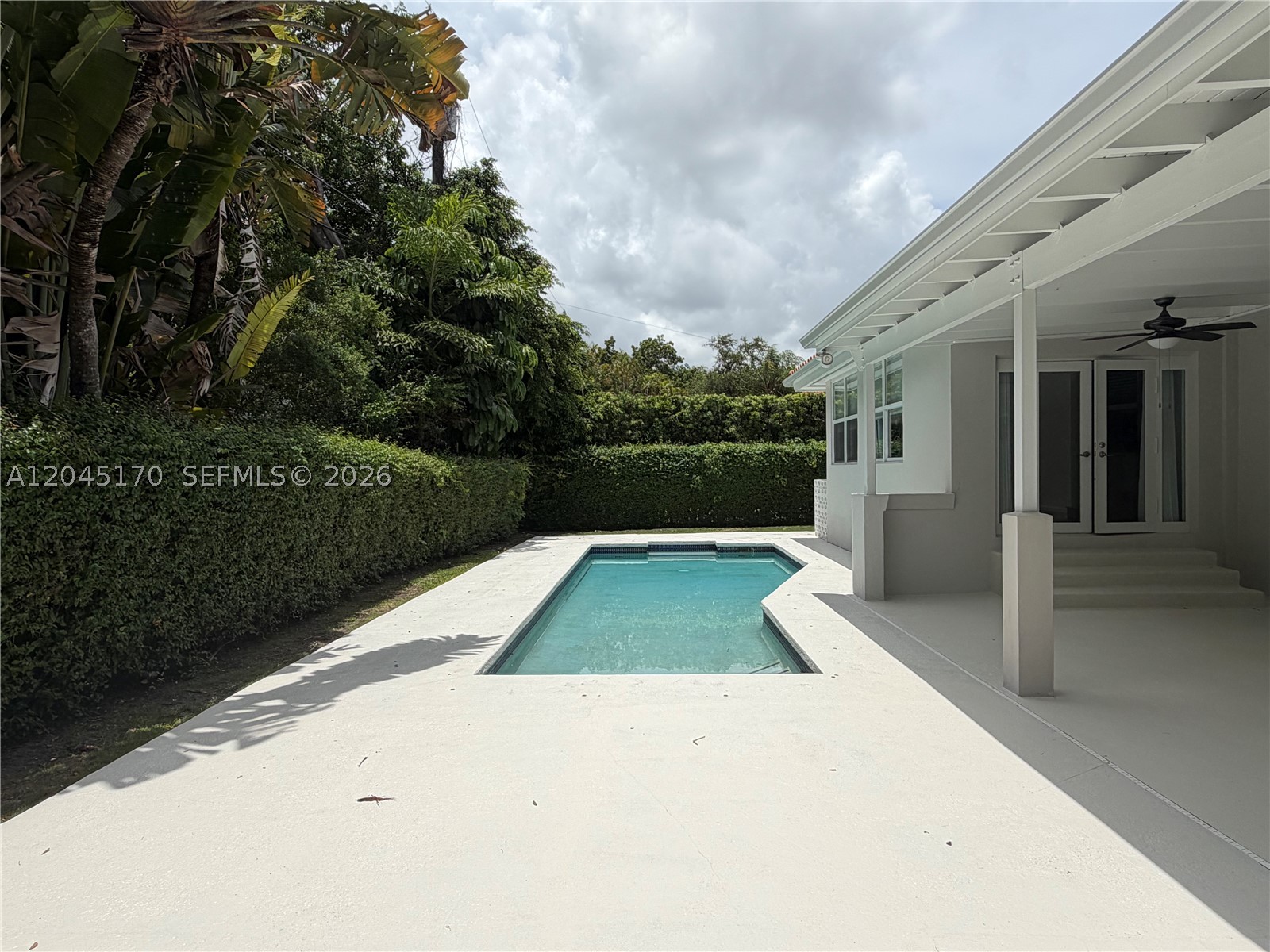 1420 Baracoa Ave, Coral Gables FL 33146