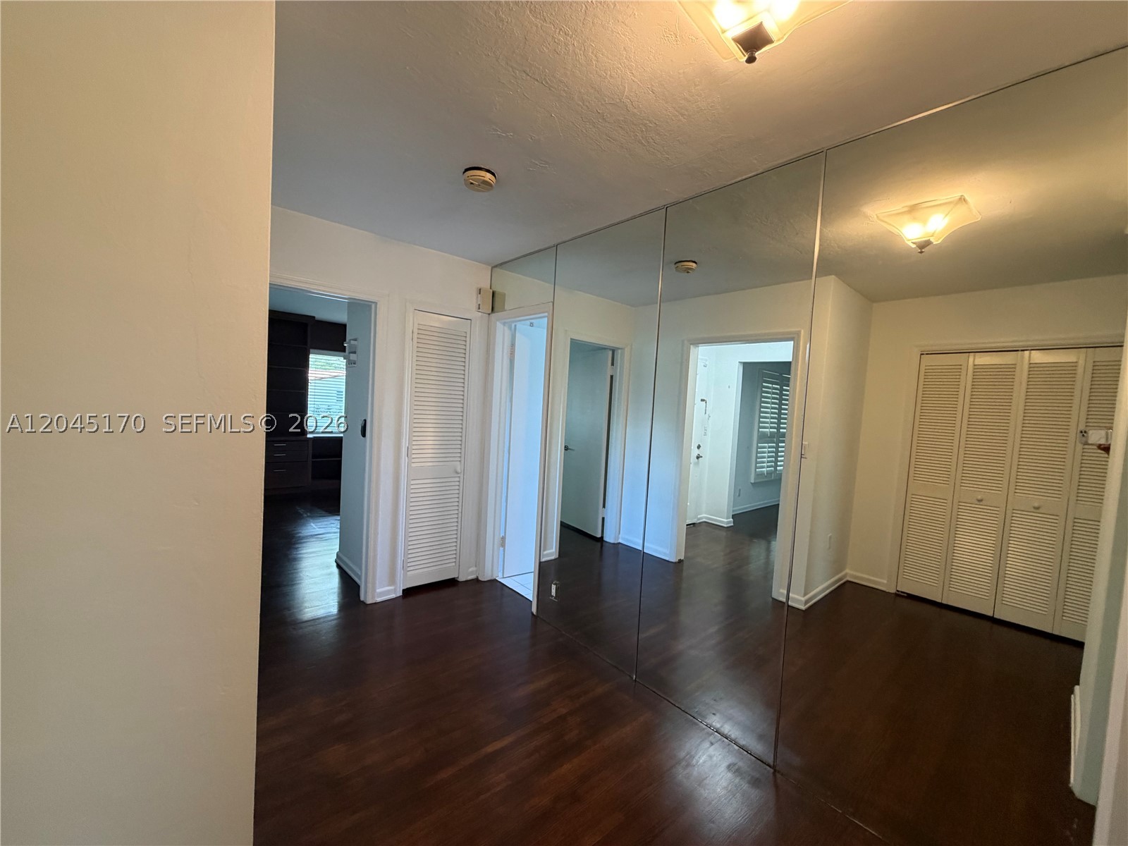 1420 Baracoa Ave, Coral Gables FL 33146
