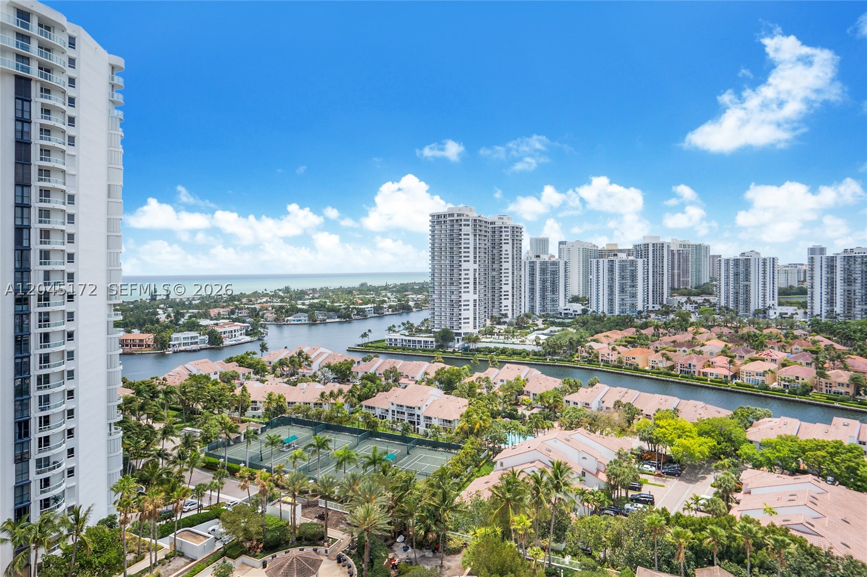 21055 Yacht Club Dr #2005, Aventura FL 33180