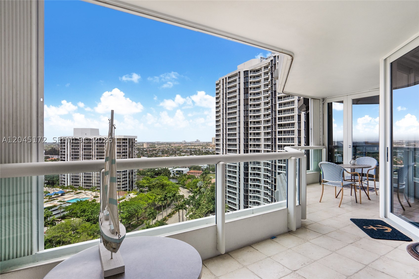 21055 Yacht Club Dr #2005, Aventura FL 33180